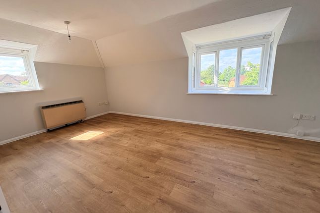 Flat 13, Bristol photo 2