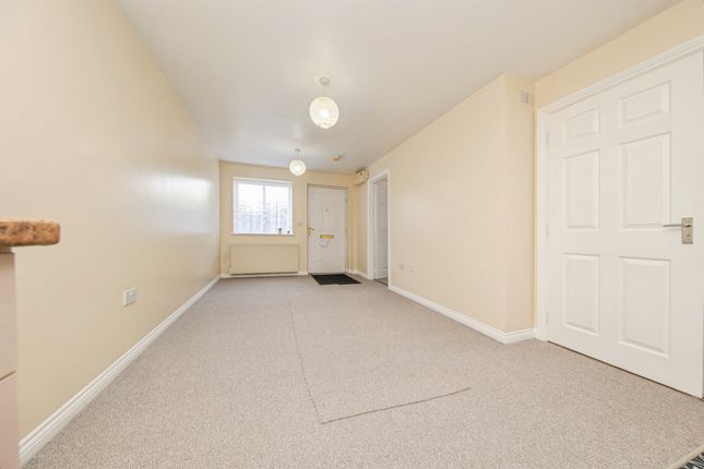 Flat 8, Croft Court, Gregory Street, Sudbury photo 5