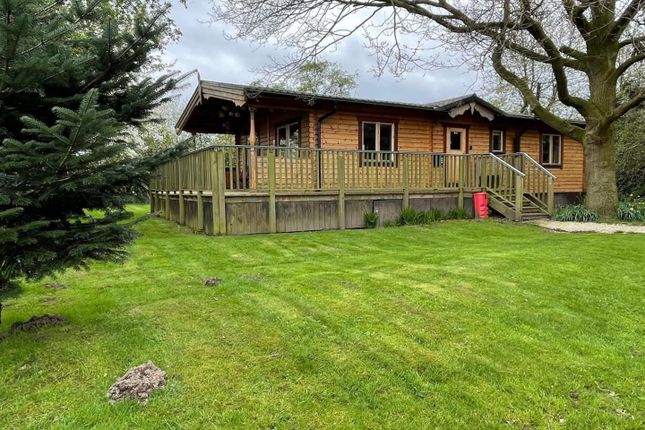Thumbnail Mobile/park home for sale in Orchard Lodge, Mount Pleasant, Acaster Malbis, York