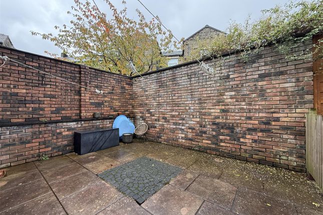 Staley Road, Ashton-Under-Lyne photo 4