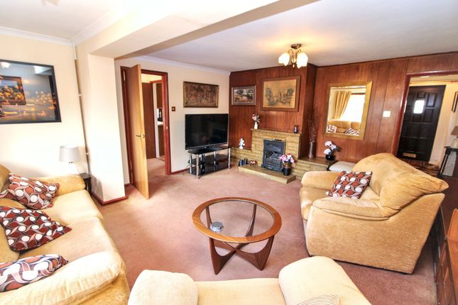 10 Coppice Farm Road, High Wycombe photo 2
