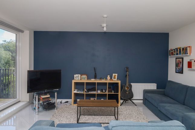Flat 2/3 65 Richmond Park Terrace Glasgow G5 0DY, Glasgow photo 2