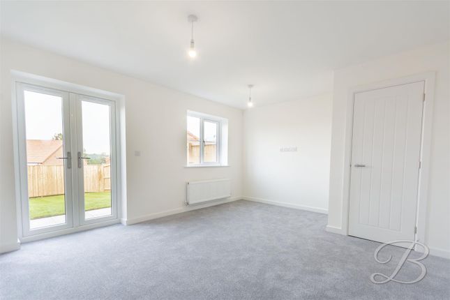 Terraced house for sale in Forest View, Sandy Lane, Mansfield