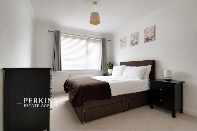 11 Cotswold Court, Hodder Drive, Greenford photo 4