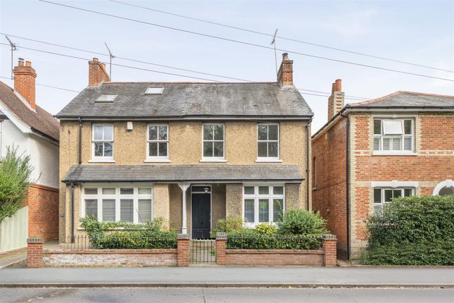 3-bed house on 74, Kings Ride, Camberley, £375,000