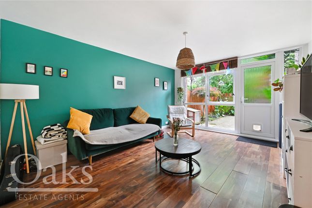 Thumbnail Maisonette for sale in Palace Road, London