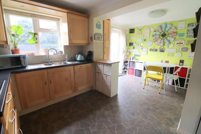 Detached house for sale in Smithcombe Close, Barton Le Clay, Bedfordshire