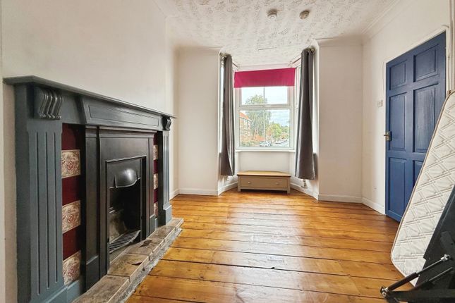 38, NORWICH photo 2