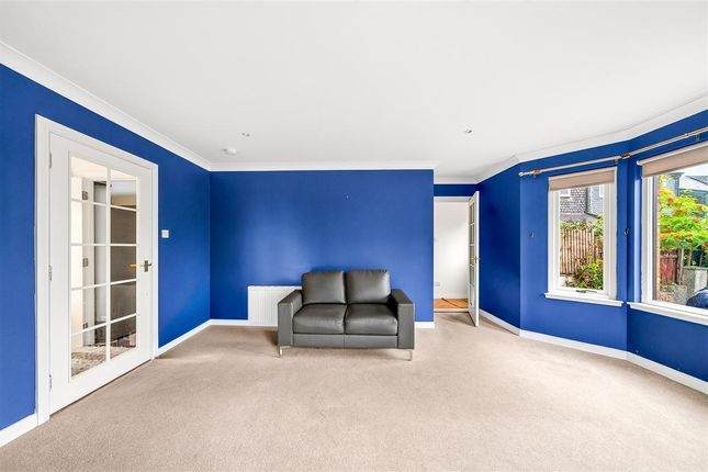 18, Mungle Street, West Calder photo 4