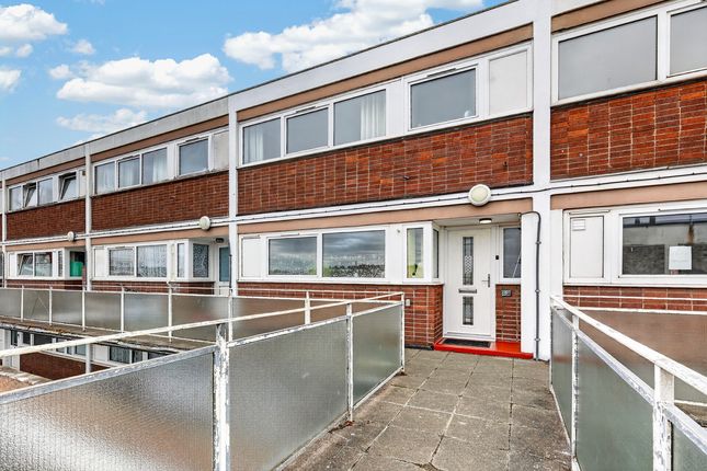 6 Roseberry Court, Roseberry Avenue, Essex photo 2
