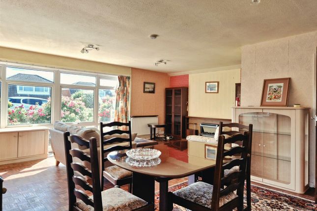28, Burnham Drive, Weston-Super-Mare photo 3