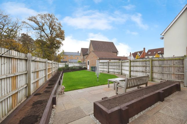 88, Woodlands Park Drive, Dunmow photo 3