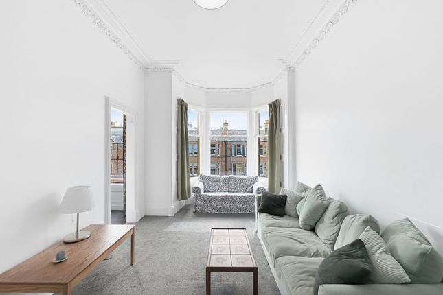8/6 (3f2) Thirlestane Road, Edinburgh photo 2