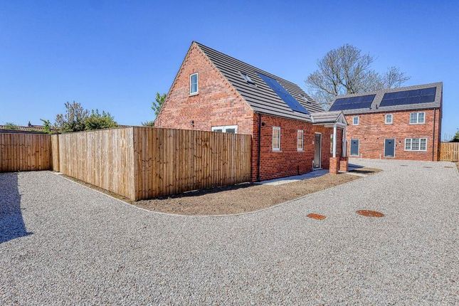 4-bed bungalow on Low Cross Street, Scunthorpe, £270,000