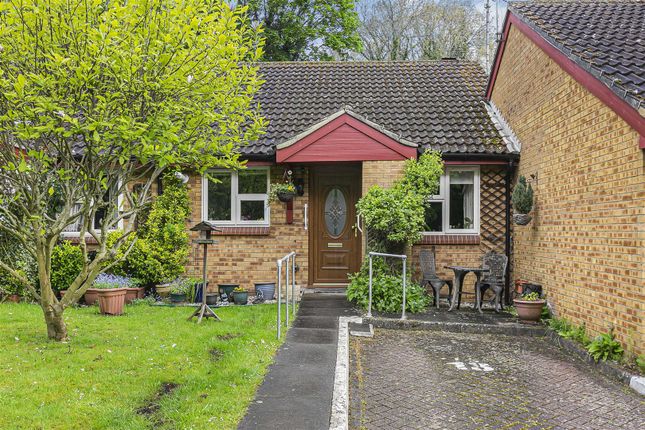 Thumbnail Terraced bungalow for sale in Braziers Field, Hertford