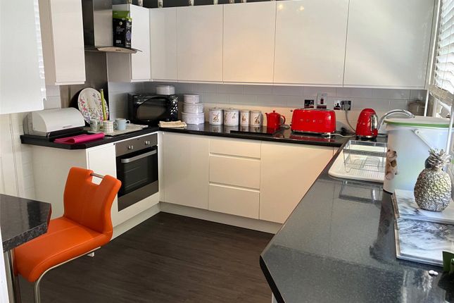 3, Harley Close, Telford photo 2