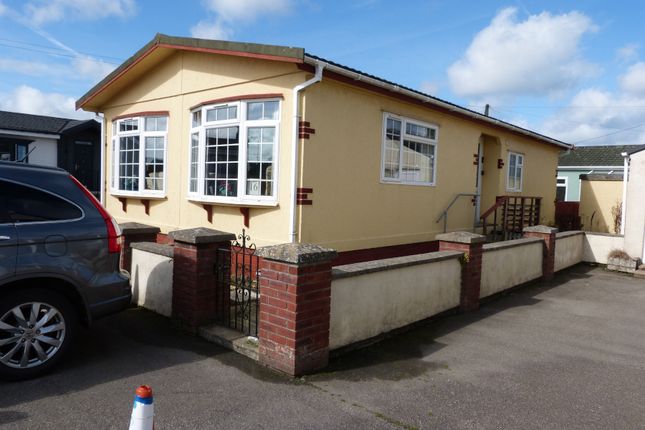 2-bed caravan on 16, Tremarle Home Park, Camborne, £135,000
