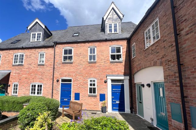 Thumbnail Flat for sale in Epworth Court, Quorn, Loughborough