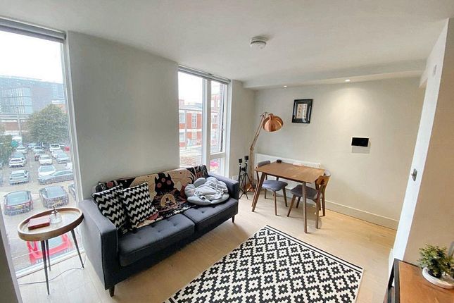 Flat 2, 41, Bentinck Street, Manchester photo 2