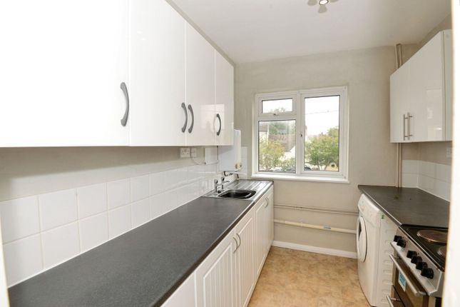 Flat, 60, High Street, Oxford photo 4