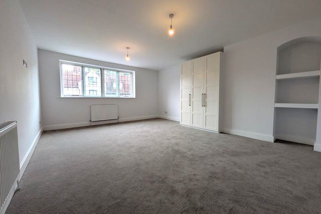 Room 1, 71a, High Street, Reigate photo 2