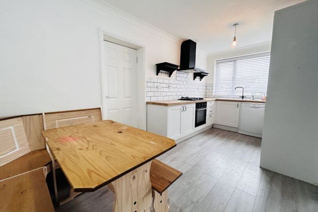 58, Featherstone Road, Durham photo 3