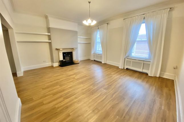 13, Station Road, Clevedon photo 3