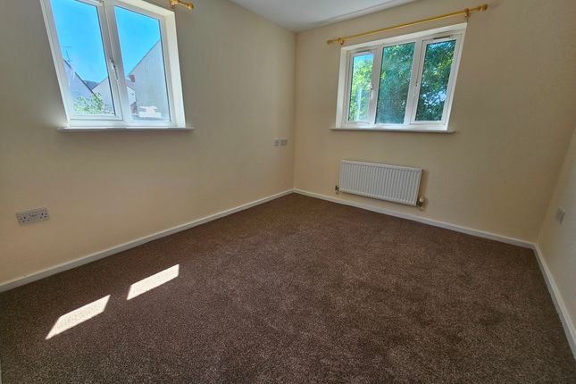 16 Raleigh Mead, South Molton photo 5