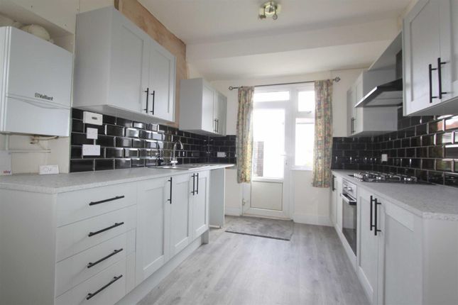 212, Lonsdale Road, Southend On Sea photo 2