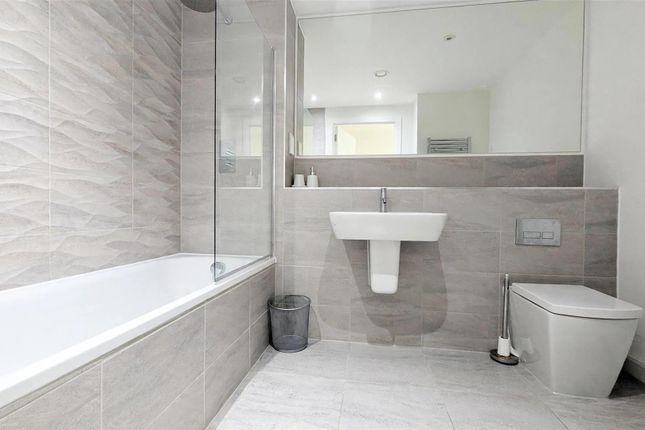 48 Seymour Grove, Manchester photo 3
