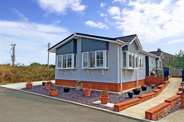 Mobile/park home for sale in Oatfield Way, Willow Tree Farm, Hythe, Kent