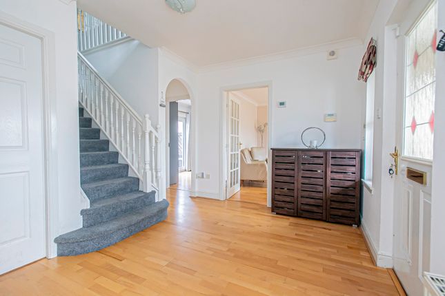 28, Mallard Grove, Dunfermline photo 4