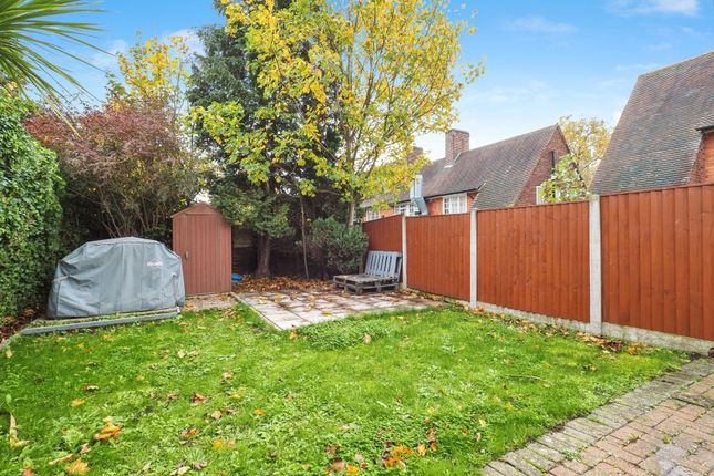 2, Aston Avenue, Nottingham photo 4
