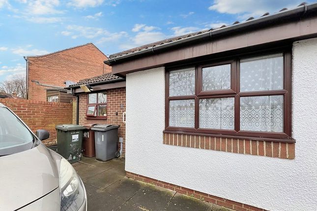 2-bed house on 1, Ashwood Close, Newcastle upon Tyne, £160,000