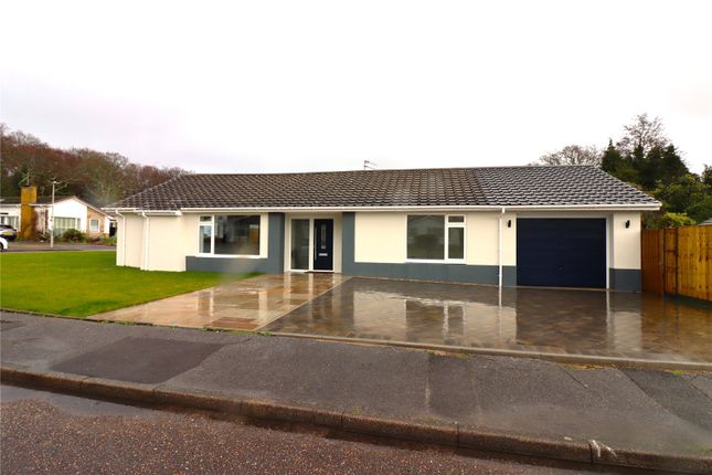 Thumbnail Bungalow for sale in Gladelands Way, Broadstone
