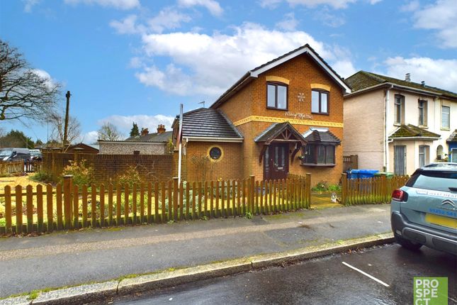 Thumbnail Detached house for sale in Pavilion Road, Aldershot, Hampshire