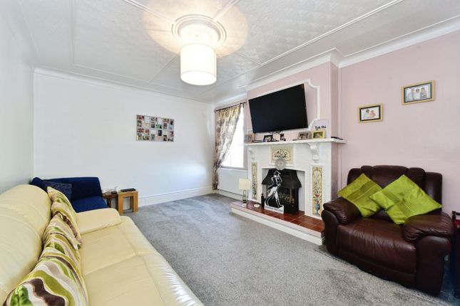 3, Birley Lane, South Yorkshire photo 3