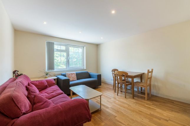 Thumbnail Flat to rent in Garden Row, Elephant And Castle, London