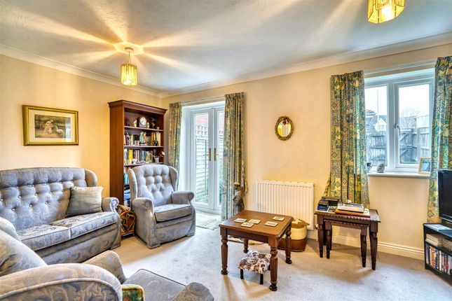 2, Woodmills Close, Stalbridge photo 4