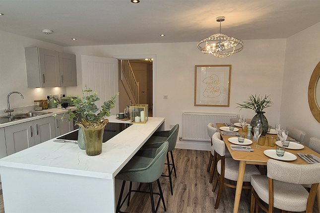 Ombersley View Home
