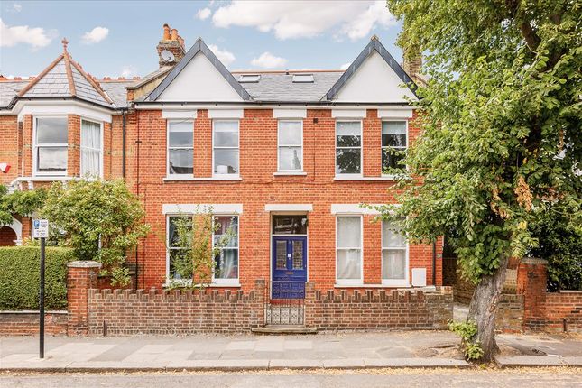 Flat for sale in Grafton Road, Acton