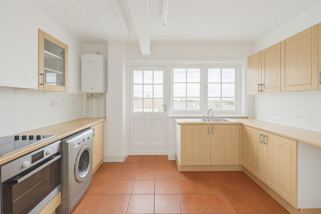 Flat 4, Gloucester Place, Brighton, BN1 4AA, Brighton photo 3