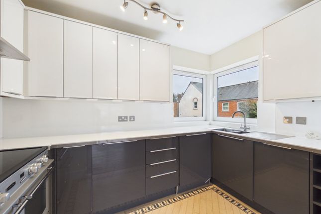 14, Diglis Court, Worcester photo 2