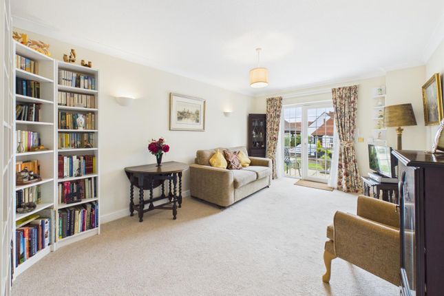 4, Arundel Lodge, Pegasus Court, Park Lane photo 4