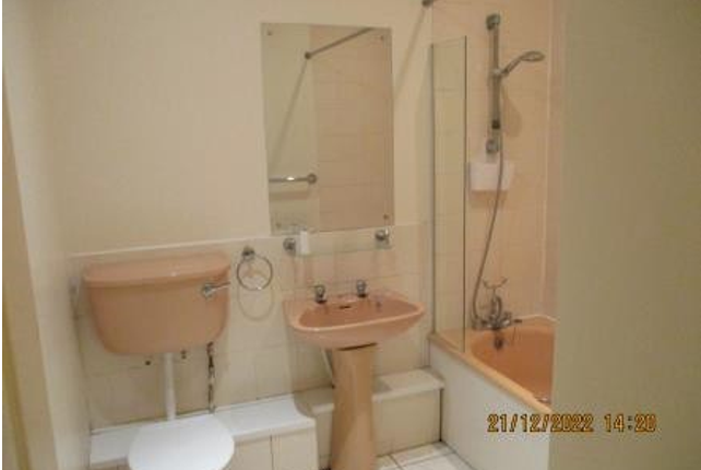 Photo 20