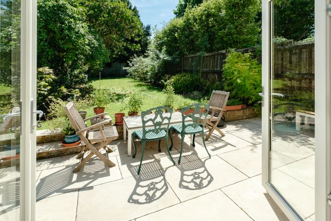 5, Dashwood Road, London photo 3