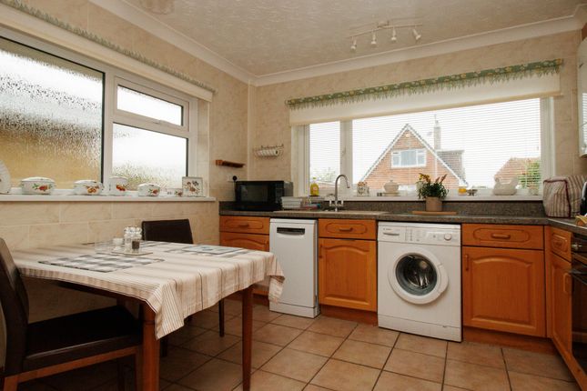 12, Grovehill Road, Filey photo 2