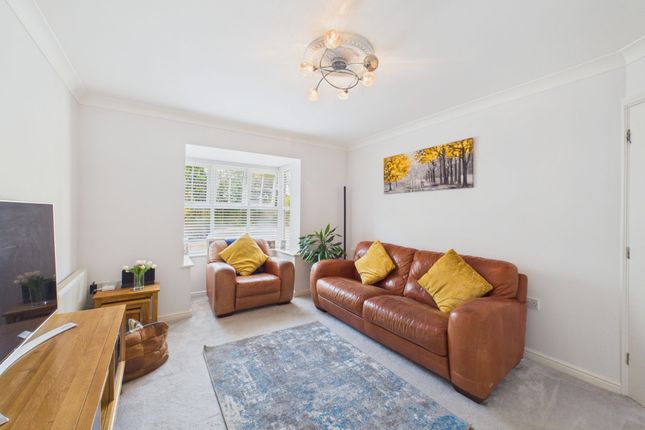 15 Herbert Thomas Way, Swansea photo 4