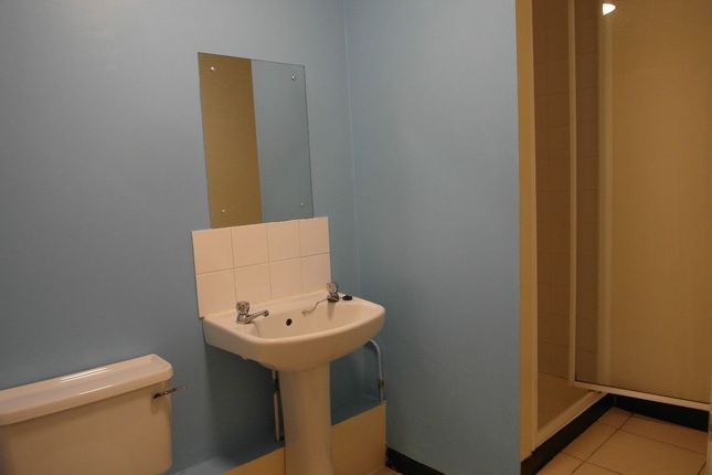 Room 6, 42 Peveril Street, Nottingham photo 4