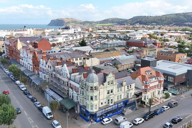 1-bed flat on Flat 2 - 1, Vaughan Street, Llandudno, £48,000
